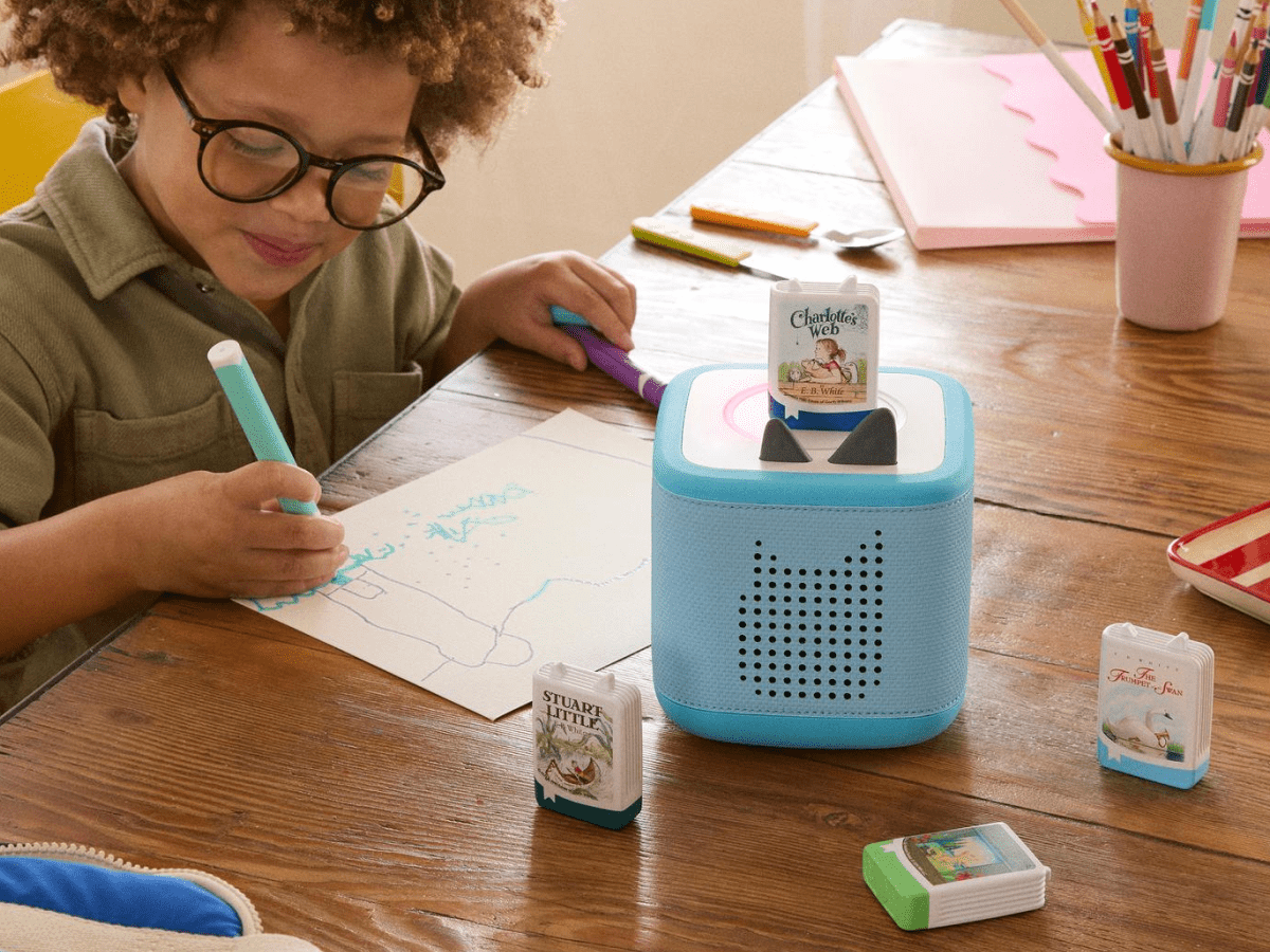 Child Playing With Eb White Collection Audiobook Tonies Audio Figurine And Toniebox 2