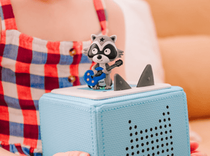 Child Playing With Favorite Children'S Songs: European Children'S Songs Tonie