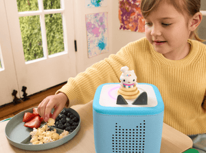 Child Playing With [Gabby'S Dollhouse- Cakey Cat Audio Figurine And Toniebox 2