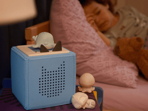 Child Playing With Sleepy Penguin: White Noise From The Ocean Tonie