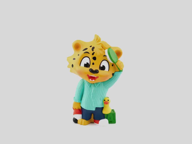 Leo's Day | 360 rotation image