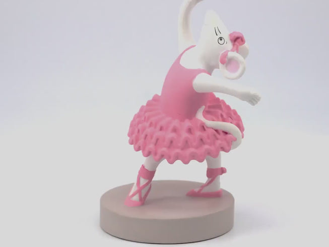 360 rotation view of Angelina Ballerina Tonie