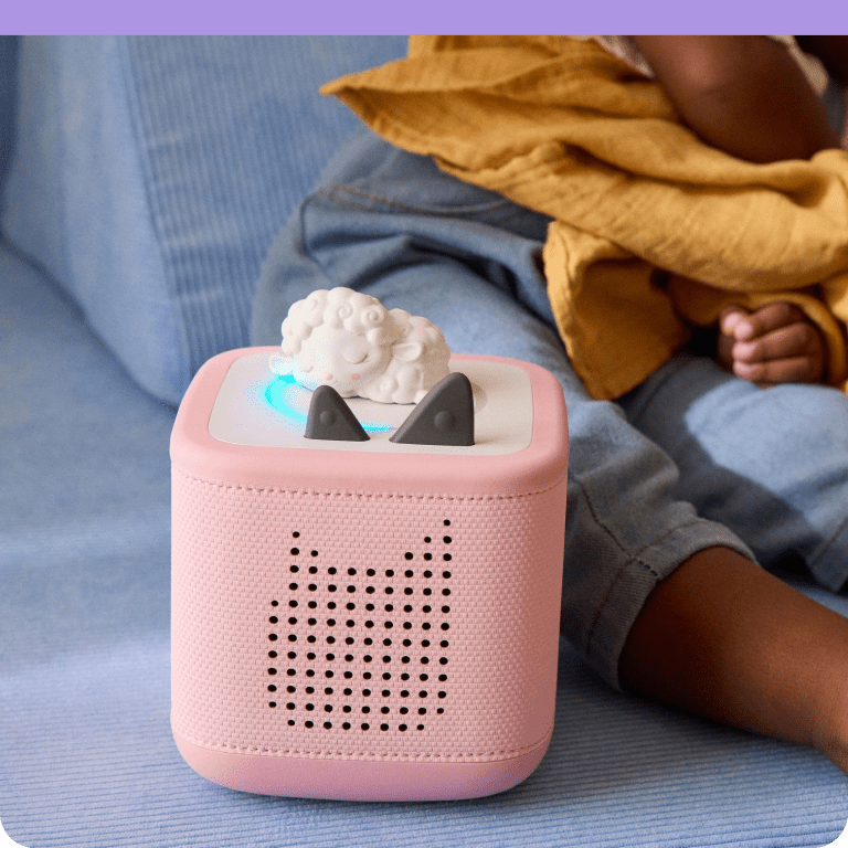 sleepy sheep Tonie on a pink Toniebox 2